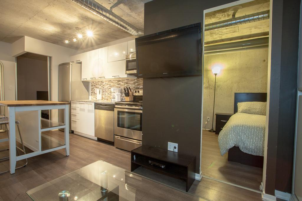 Pinnacle Suites - Queen West Lofts 토론토 외부 사진